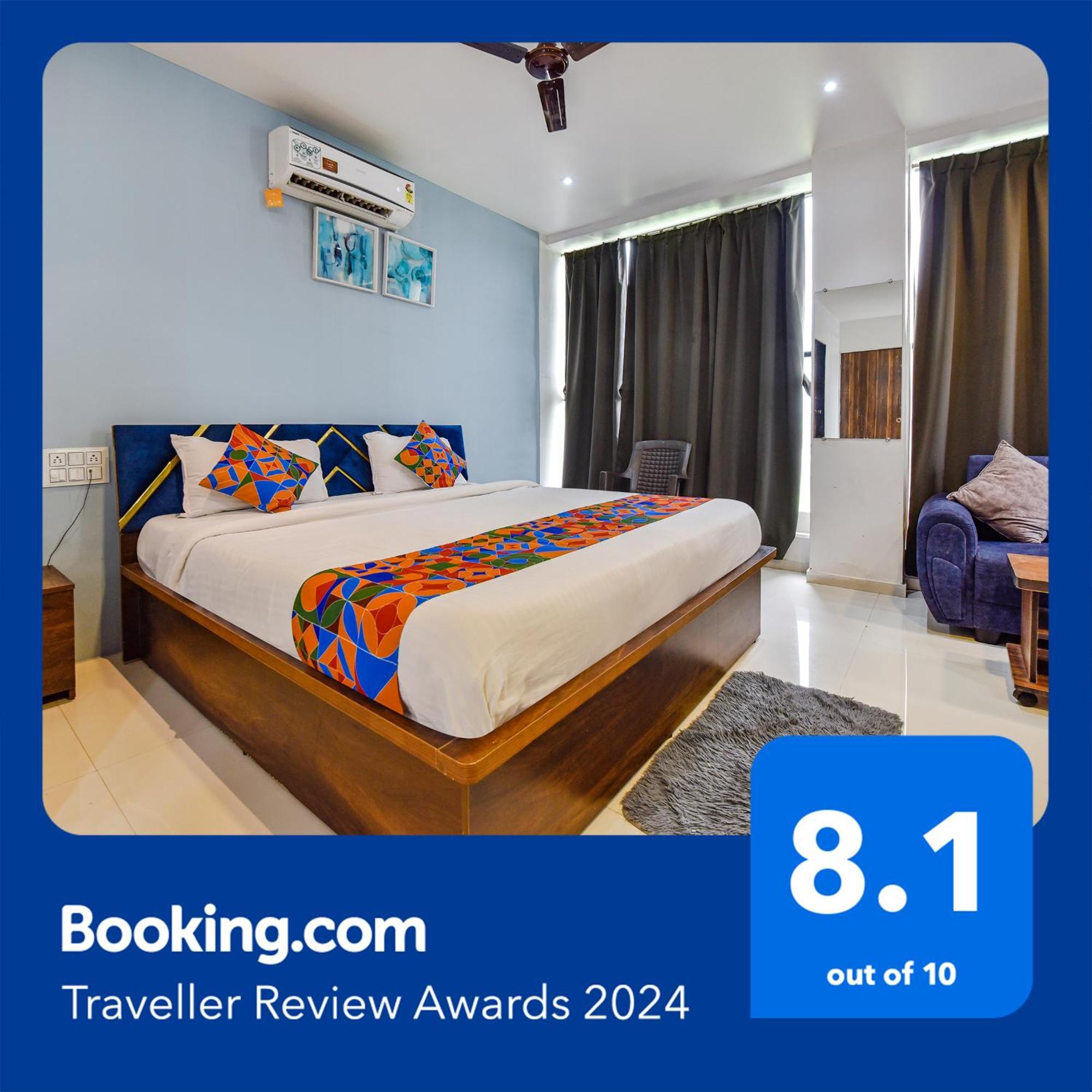 Fabhotel Code Surat Esterno foto
